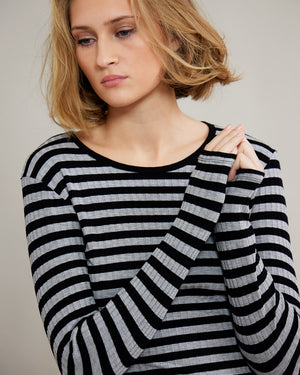 JanettTT Stripe T-shirt